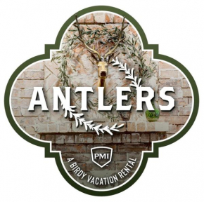 Antlers - A Birdy Vacation Rental